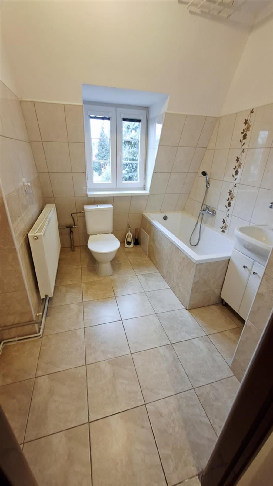 639002688928094542_koupelna s WC 2.jpeg